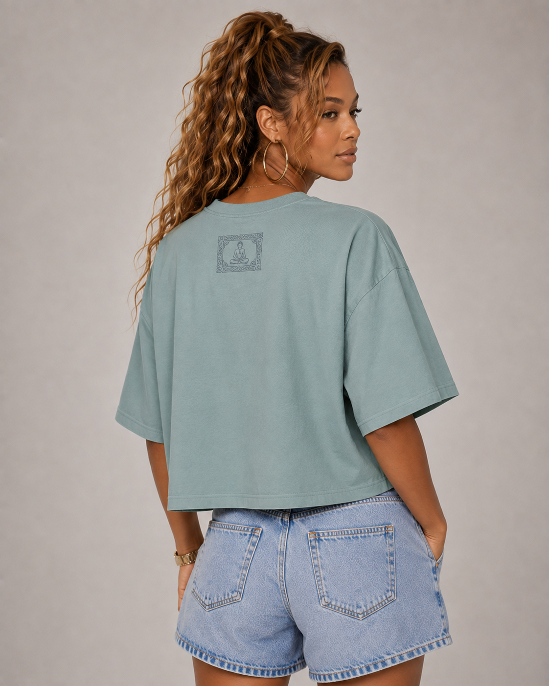OPULENT AVENUE — Golden Hour Memories Crop Tee