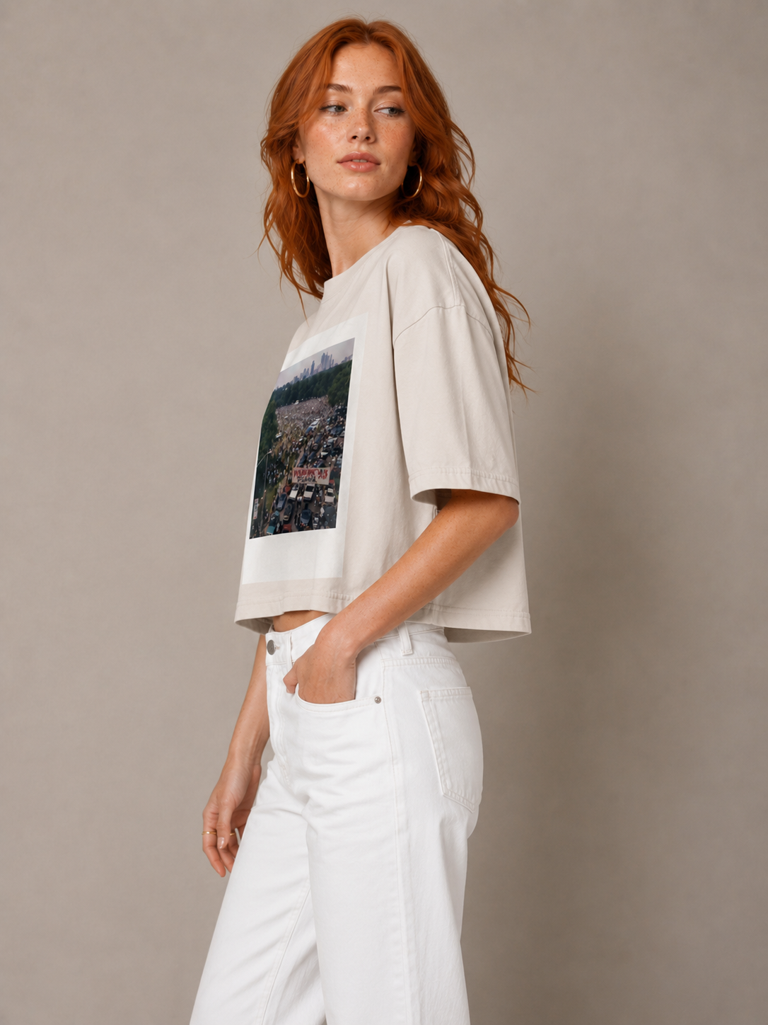 Opulent Avenue Park Party Women’s Crop Tee – Bone